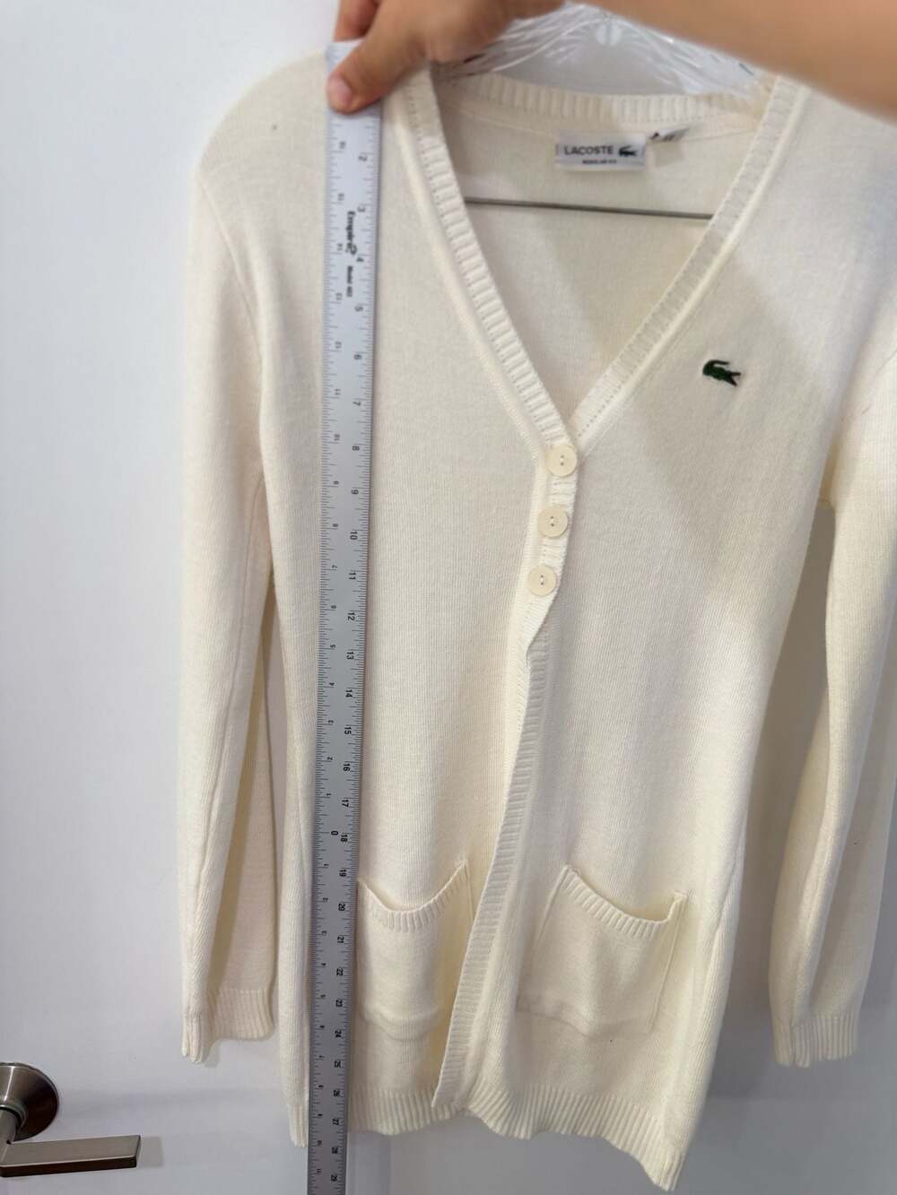 Lacoste Women's Regular Fit Organic Cotton V-Neck Cardigan White - Picture 7 of 9